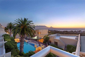 Dolphin Beach beachfront apartment, 3 bedroom-6 persons